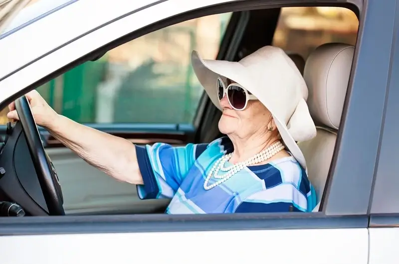 Del automóvil compartido a la corte: abuelos de Texas y cargos por DWI