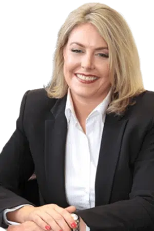 Lea sobre la Asistente Legal Bree Hazlewood